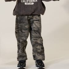 ストリート柄ワイドバルーンパンツ