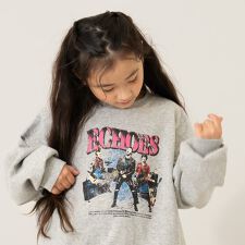 バンド風プリントトレーナー