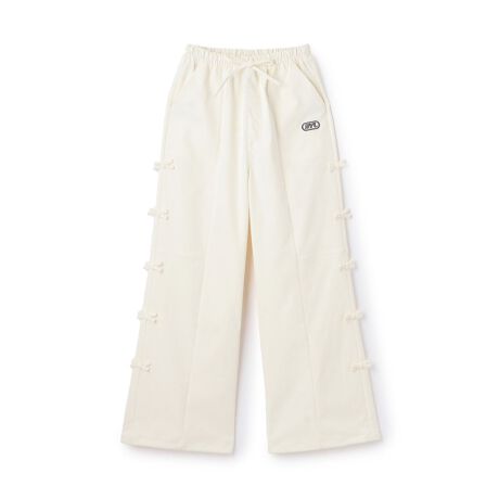 [^ԁF7853110]TChɕׂ~j{͓IȃJ[SpcłBɂ̓X^CbVȃShイvXBƂVGbgȂ̂ŁA[Ŷ钅Ȃ܂BEGXg̓hXgdl̂߁ATCY߂\łBy߂̒p͏H~V[YzyzȂyňzʁyLkzȂynzȂy|PbgzyAWX^[zȂf[g sNFfg158cm pTCY160 J[LFfg126cm pTCY130 