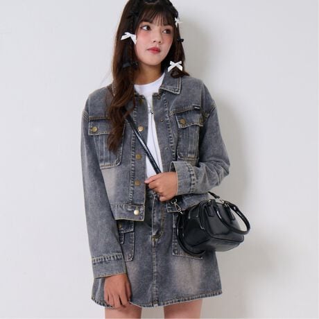 [^ԁF7853441]ӂ܂邢tH̃{XgobOłBƂoɏd󂷂ARpNgȃTCYBV_[ĂA莝łȂ|\łBVvȃJ[Ȃ̂ŁALR[fɃ}b`܂B