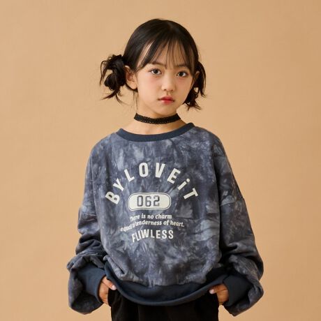 [^ԁF7854202]Ɠ̕\͓Iȃ^C_C̗уg[i[łB ␞A܂̃uANZgɂȂĂ܂Btgɂ傫ȃJbWSȃ|CgB̂ƂVGbgŁA[YȒȂy߂܂Bx_[ FfgF158cm pTCYF150  FfgF126cm pTCYF130 