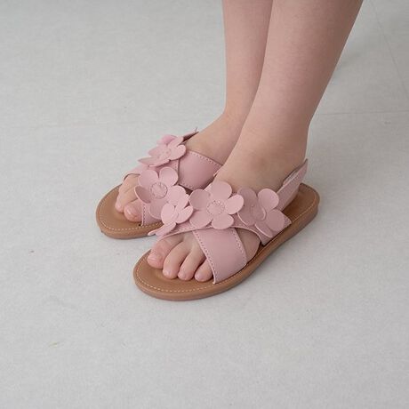 [^ԁF3042413]JbeBOt[T_B͖ʃe[vdlŒE₷dlɂȂĂ܂B͕IɃNbVfނĂ̂ŒԗĂɂdlɂȂĂ܂Bfpʐ^菤iʐ^łɋ߂FłBfډ摜̏i̐F́ȀƎ˂pxɂƐFقȂꍇ܂B܂\̃TCYƎ͎኱قȂꍇ܂̂ŁA\߂B{i͕\̃TCY⏬߂̂ƂȂĂ܂̂ŁA1TCY傫TCŶw߂܂BAC{[FfTCYF17cm pTCYF18 sNFfTCYF18cm pTCYF18 