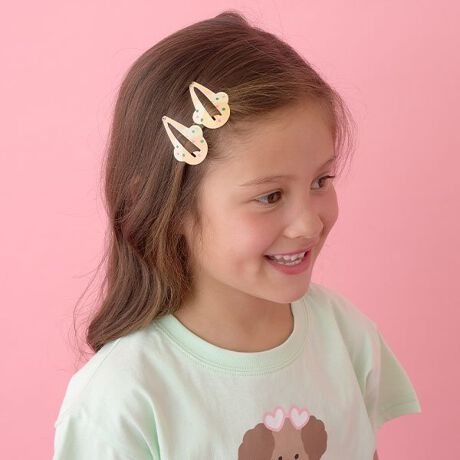 [^ԁF3052401]ACXN[`[t̃wANbv2ZbgBJtŃ|bvȃfUĆAql̃wAX^C𖾂邭؂₩ɍʂ܂B2ZbgȂ̂ŁAo₨FBƂ̂R[fɂ߂ł􁦃fpʐ^菤iʐ^łɋ߂FłBfډ摜̏i̐F́ȀƎ΂pxɂƐFقȂꍇ܂B܂\̃TCYƎ͎኱قȂꍇ܂̂ŁA\߂B