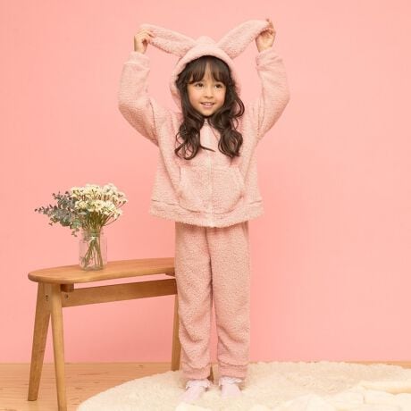 [^ԁF3054381]ڂSnQ̖ꃋ[EFAB̑fފ炵ɈĂ܂Bt̃p[J[􂤂fUC̓J[WJ AC{[  sNA˂fUC TbNX  x_[ ̃J[łpӂĂ܂B[EFAƂĂ͂A㉺ʁXɒ񂷂ƂłA̕L܂B₳J[ƉfBe[A~̓𖾂邭グĂ܂Bfpʐ^菤iʐ^łɋ߂FłBfډ摜̏i̐F́ȀƎ˂pxɂƐFقȂꍇ܂B@܂\̃TCYƎ͎኱قȂꍇ܂̂ŁA\߂ByzȂyňzyLkzynzȂy|Pbgz聦gɂPyAWX^[z