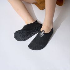 水陸両用シューズ