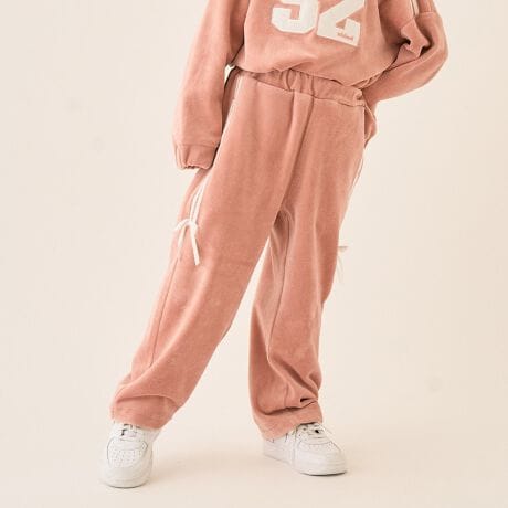 [^ԁF4353157]y炩JbgxAz򊴂̂JbgxAfނgpZ~ChpcłBJbg\[fނȂ̂ŐLk蓮₷܂BTCh2{̃CfUCقǂĂAX|[eBȃANZgɂȂĂ܂BEGXg̓SdlŁAKȂ͂SnłBTChC̉ɂ͉炵{ĂAJWAȂK[[Ȉۂ^܂Bfނ̃WPbgiiԁF4353352jƃZbgAbvɒ邱Ƃł܂B{͂قǂȂ݌vłBfډ摜̏i̐F́ȀƎ˂pxɂƐFقȂꍇ܂B܂\̃TCYƎ͎኱قȂꍇ܂̂ŁA\߂By߂̒p͏H~V[YzyzȂyňzʁyLkzynzȂy|PbgzyAWX^[zsNFfgF114cm pTCYF120cm FfgF120cm pTCYF120cm 