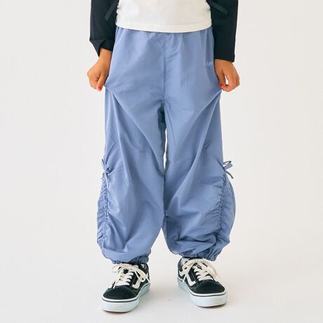 [^ԁF4353164]Ƀh[R[h[YȃVGbg̃pcłB~j{zu邱Ƃŉ炵͋CɎdグ܂BEGXg͑SdlɂȂĂAbNX̂͂SńBTCh|Pbg̐݌vŋ@\˔Ă܂Bn͂Ă܂Bfډ摜̏i̐F́ȀƎ˂pxɂƐFقȂꍇ܂B܂\̃TCYƎ͎኱قȂꍇ܂̂ŁA\߂By߂̒p͏H~V[Yz yzȂyňzʁyLkzȂynzȂy|PbgzȂyAWX^[zsNFfgF114cmpTCYF120cm CN u[FfgF120cmpTCYF120cm ~gFfgF114cmpTCYF120cm 