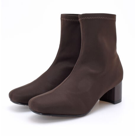 [^:6090]ۂnTɌ܂XNGAgDB r5.5cm`L[q[́A߂̌`ň芴QB_Co[X[cC[W炩ȃXgb`fނ藚̂ɑɃtBbgĕ₷IH͂HŁA~̂oKɁBɂ͒E֗ȃt@Xi[tB߂5.5cmq[ň芴ĕ₷ᔽNbVŔɂu[cłB̏íAH͂H{Ă܂BShł͂܂BJACŐZݍޏꍇ܂B\߂B