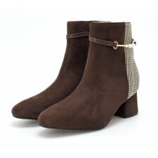 フレグラント(Fragrant)のローヒール ショートブーツ チャンキーヒール きれいめ パール キラキラ  アーモンドトゥ シンプル