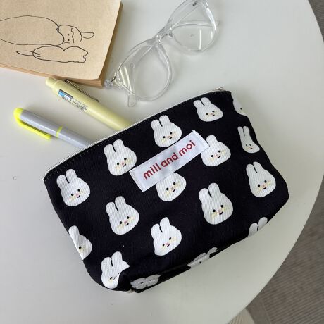 [^:MM03-C]ymill and moii~AhCj zWe give joy to your daily life.mill and moi ͊؍_ƂCXguhłBg̎̑lȓ?A`ALN^[ƃp^[ɔfAƂɁA̒ŐG₷Ag₷āA킢iÂĂ܂B邭yȃCXg`ꂽiŁAȂ̓ɏȊтvXĂ܂BDesignL[gŃVvȊG+N₩ŃVvȃJ[̑gݍ킹AȌŌIȃ~AhCȂł͂̃fUCC[W\zĂ܂