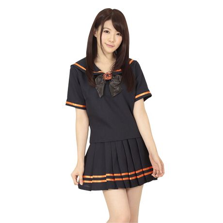 [^:A0611NB]Ԃ̃Z[[fUCɁAnEB炵ANZgvXʂȃRX`[B̂lCr[x[XɁAIW̃C邱ƂŃVbNGߊ̂dオɁB{̒ɂ̓pvL`[t炢AVvȂnEBC𐷂グ܂Bw̐^ƁACxg炵VѐS𗼗ꒅ́AnEBp[eB[≼CxgAXe[Wߑɂ҂łB