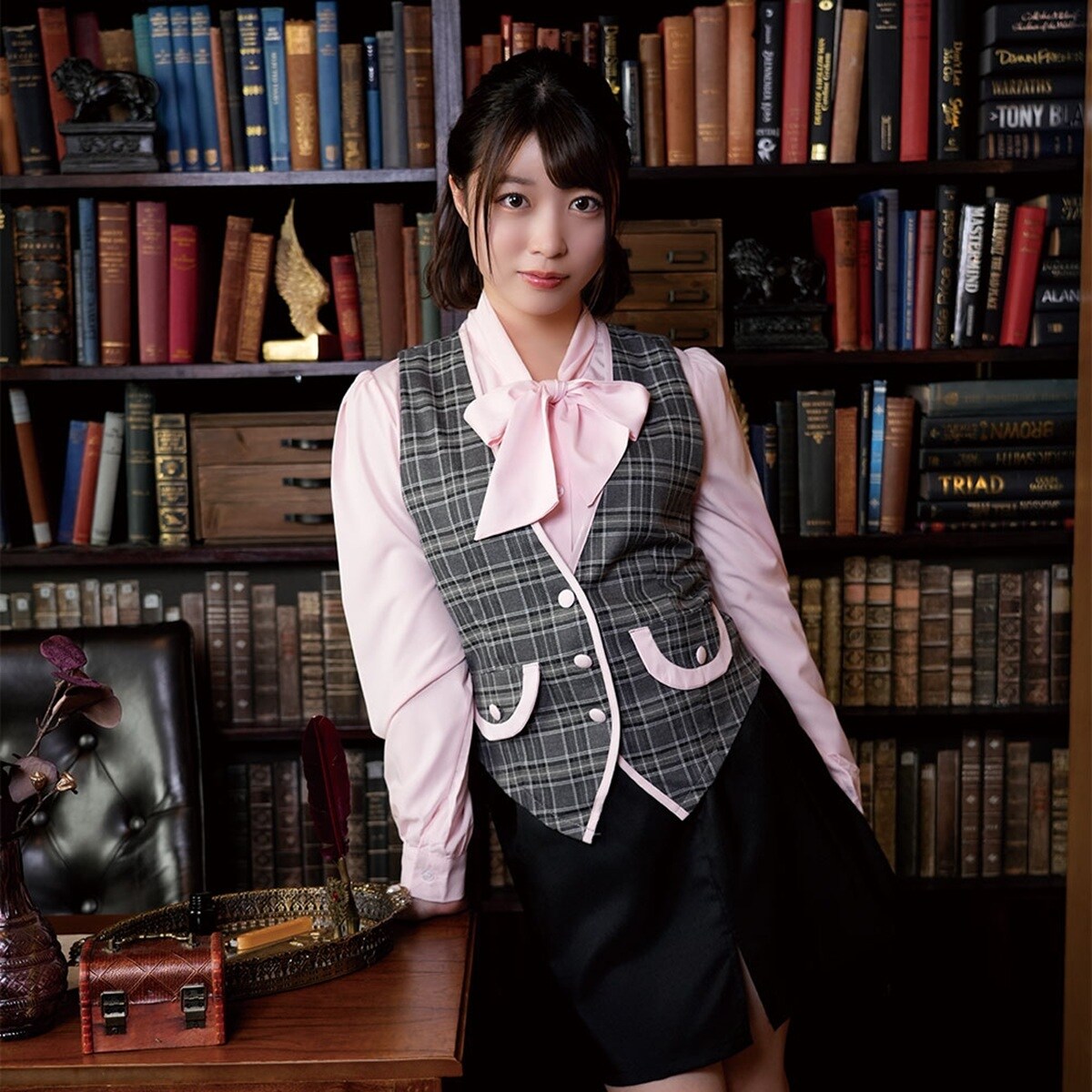コスプレ 】 A&T Collection アキバ チェック ベスト OL 制服 ピンク M