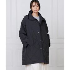 中綿キルティングスタンドコート《LIMONTA EAST》