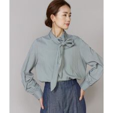 《大きいサイズ》ハイネックボウタイ付きブラウス