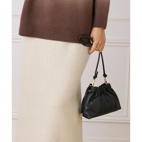 [^ԁF8150206338]JWAȃtHɁA㎿ȃU[ƃS[hp[cgݍ킹ANX̂fUCBtXgbvt΃V_[obOƂāAO΋ВobOƂĊy߂2WAYdlłBꂢ߃R[fɂJWAX^Cɂ킹₷Aig炨oV[܂ŕL􂵂܂Bybg{g@~A4TCY@~13C`PC@~EV_[xgO[J[\E71zCgFALASKA(WHITE)CFSENSUAL(BORDUX)ubNFNEROsINNUE^CkGt1990N㏉Ai|ߍx̊ƂȍH[ŃU[ANZT[̃fUCƐYn߂̂uh̎n܂BNɂ킽AlXȃfUCƐYZpbBAɎgpfނᖡANIeBł̐YŐ삳ĂB100C^AChɂA__nElɌgĂ܂BTvBei摜̏i̓TvłBۂ̏iƂ̓TCYFAfށAfUC̎dl኱ύXɂȂꍇ܂BJ[ɂẮA\Ȍۂ̏iɋ߂J[ŎBeȂĂ܂AƖ̊֌Wɂۂ̐iƂ͐FČꍇ܂B܂p\REX}[gtHȂǂ̊ɂA኱iƉ摜̃J[قȂꍇ܂BƉ摜̃J[قɂĂ͕ԕiRƂȂ܂̂ŁA\߂BTCY\L͂܂ŖڈƂȂ܂B