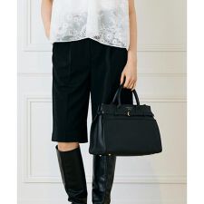 ポーチ付きレザートートバッグ《CHRISTIAN VILLA》