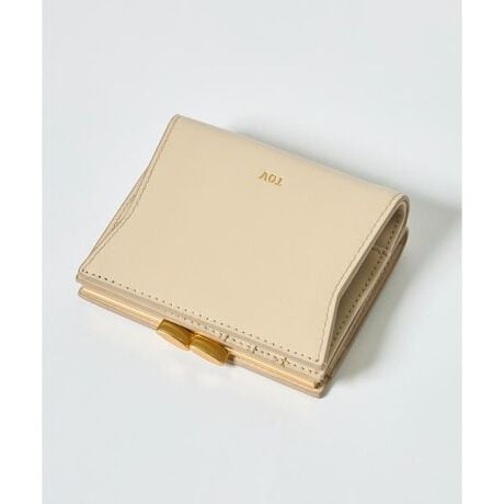 [^ԁF8150291602]тꂽtHƃ~j}ȃfUC͂PETALV[ỸEHbgB₳򊴂̂X[XJEU[gpBobOƃNтꂽtgfUCBRCP[XK}^CvŏKoꂵ₷̂́BEXibv{^JEK@܌JEK[~1EJ[h[~5sTOV^g[t2017NɃX^[g{̃obOuhBuǂvlX̉Kȓ̂߂ɁB"Good" for people's comfortable daily life.ĂƃAWA̒Ɉʒu钆̌t̃wuCŁuǂvu킵vƂӖuhɂ́uE̐lXɎɁhǂhƊ̂vƂv߂Ă܂BTvBei摜̏i̓TvłBۂ̏iƂ̓TCYFAfށAfUC̎dl኱ύXɂȂꍇ܂BJ[ɂẮA\Ȍۂ̏iɋ߂J[ŎBeȂĂ܂AƖ̊֌Wɂۂ̐iƂ͐FČꍇ܂B܂p\REX}[gtHȂǂ̊ɂA኱iƉ摜̃J[قȂꍇ܂BƉ摜̃J[قɂĂ͕ԕiRƂȂ܂̂ŁA\߂BTCY\L͂܂ŖڈƂȂ܂B