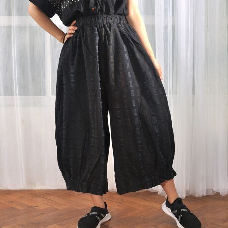 [^:1342225]y₩ȃ[ngpAG߂KȂ͂SñfB[XChpcBVGbgő̂̃CE킸AbNX̂钅ȂɁBɂ͂肰Ȃt炢A炵vXB̎ɂ͒JȃXeb`hJ{Ai`ŏ㎿ȕ͋Co܂BynȂ痠ntĂ̂ňS聝VvȂfBe[ɂAl̂߂̃JWAChpcłB̔iȊO̓fƂȂ܂BfF161cm pTCYFF J[FWHITEABLACKTCYFF (fB[X/t[TCY)@F87cm/҉43cm/EGXg68cm`ő112cmfށF100%MADE IN CHINAyColorkzi`JWAX^Cx[XɁA[ɂƂȂ~bNXX^CĂĂuhB炵X^CȒPɊĂALxȃCibvłB