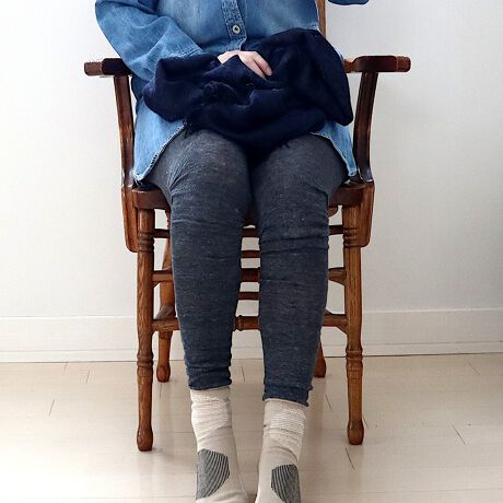 [^:21A-3-0351-001]l̃MXɂ肪ȁALт̈◚Â炳邽߁Aʏ҂ޖڐ𑝂₵Ă܂BAlMXȂ̂ɐLтǂēɂBL΂ɂeVႢ܂B둤Ƀ}`Ē悭Ƃ܂B񂾎ȂǂɋȊĒE₷B̃u҂݂xǂeVŁASnǂtBbgBEGXg̃S\BCCɃNVƂȂ䊴BLkǂĕGoɂBla86 lƓ̕A1xʂƂłɑ̑݊B􂢂Ă邩烊l̃VۗB炵Ai`Dȕ̂߂̃MXBI[V[Yg邿傤ǂ݁BW̐[݂̂FBubN̓\bhJ[BĂ͗~͒gfނAN[[Ȃǂ̗₦Aɂ͕ۉʂ NƉKłBT_Xj[J[ȂǂƂǂȃR[fBl[gɍ킹₷BPut on socks ̃l̃V[Y̓\bNXEA[Jo[EMXłɂł܂B_ɑfފg[𑵂Ώ㋉ҁ^{BMtgɂ߂łB̔iȊO̓fƂȂ܂BJ[FDENIM E SUGAR BLONDE E WALNUT E HEATHER GREY E CHARCOAL E BLACKfށFl86% iC13% |E^1%(u)FEGXg26cm / ҏ28cm / OX80cm / 9.5cm ̌덷TCYFt[FMADE IN JAPANyPut on sockszYɂuPut on socksivbgI\bNXjv́Aő̌CYnEޗǌ̘V܍HŐYĂ܂B100Nȏ̗jւޗǂ̌CẤAiւ̂؂Ɏ󂯌pł܂BIfނpA̍HElЂƂJɎdグ邱ƂŐ܂C╞Ǵ݂A㎿ŐSn悭A܂łƊY悤ȉĂ܂B