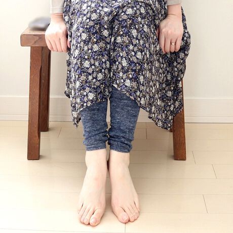 [^:21A-3-0351-001]l̃MXɂ肪ȁALт̈◚Â炳邽߁Aʏ҂ޖڐ𑝂₵Ă܂BAlMXȂ̂ɐLтǂēɂBL΂ɂeVႢ܂B둤Ƀ}`Ē悭Ƃ܂B񂾎ȂǂɋȊĒE₷B̃u҂݂xǂeVŁASnǂtBbgBEGXg̃S\BCCɃNVƂȂ䊴BLkǂĕGoɂBla86 lƓ̕A1xʂƂłɑ̑݊B􂢂Ă邩烊l̃VۗB炵Ai`Dȕ̂߂̃MXBI[V[Yg邿傤ǂ݁BW̐[݂̂FBubN̓\bhJ[BĂ͗~͒gfނAN[[Ȃǂ̗₦Aɂ͕ۉʂ NƉKłBT_Xj[J[ȂǂƂǂȃR[fBl[gɍ킹₷BPut on socks ̃l̃V[Y̓\bNXEA[Jo[EMXłɂł܂B_ɑfފg[𑵂Ώ㋉ҁ^{BMtgɂ߂łB̔iȊO̓fƂȂ܂BJ[FDENIM E SUGAR BLONDE E WALNUT E HEATHER GREY E CHARCOAL E BLACKfށFl86% iC13% |E^1%(u)FEGXg26cm / ҏ28cm / OX80cm / 9.5cm ̌덷TCYFt[FMADE IN JAPANyPut on sockszYɂuPut on socksivbgI\bNXjv́Aő̌CYnEޗǌ̘V܍HŐYĂ܂B100Nȏ̗jւޗǂ̌CẤAiւ̂؂Ɏ󂯌pł܂BIfނpA̍HElЂƂJɎdグ邱ƂŐ܂C╞Ǵ݂A㎿ŐSn悭A܂łƊY悤ȉĂ܂B