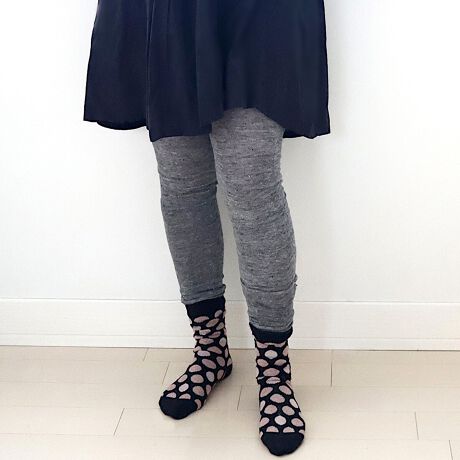 [^:21A-3-0351-001]l̃MXɂ肪ȁALт̈◚Â炳邽߁Aʏ҂ޖڐ𑝂₵Ă܂BAlMXȂ̂ɐLтǂēɂBL΂ɂeVႢ܂B둤Ƀ}`Ē悭Ƃ܂B񂾎ȂǂɋȊĒE₷B̃u҂݂xǂeVŁASnǂtBbgBEGXg̃S\BCCɃNVƂȂ䊴BLkǂĕGoɂBla86 lƓ̕A1xʂƂłɑ̑݊B􂢂Ă邩烊l̃VۗB炵Ai`Dȕ̂߂̃MXBI[V[Yg邿傤ǂ݁BW̐[݂̂FBubN̓\bhJ[BĂ͗~͒gfނAN[[Ȃǂ̗₦Aɂ͕ۉʂ NƉKłBT_Xj[J[ȂǂƂǂȃR[fBl[gɍ킹₷BPut on socks ̃l̃V[Y̓\bNXEA[Jo[EMXłɂł܂B_ɑfފg[𑵂Ώ㋉ҁ^{BMtgɂ߂łB̔iȊO̓fƂȂ܂BJ[FDENIM E SUGAR BLONDE E WALNUT E HEATHER GREY E CHARCOAL E BLACKfށFl86% iC13% |E^1%(u)FEGXg26cm / ҏ28cm / OX80cm / 9.5cm ̌덷TCYFt[FMADE IN JAPANyPut on sockszYɂuPut on socksivbgI\bNXjv́Aő̌CYnEޗǌ̘V܍HŐYĂ܂B100Nȏ̗jւޗǂ̌CẤAiւ̂؂Ɏ󂯌pł܂BIfނpA̍HElЂƂJɎdグ邱ƂŐ܂C╞Ǵ݂A㎿ŐSn悭A܂łƊY悤ȉĂ܂B