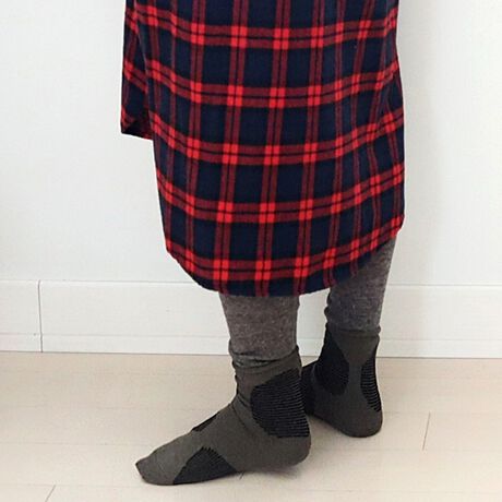 [^:21A-3-0351-001]l̃MXɂ肪ȁALт̈◚Â炳邽߁Aʏ҂ޖڐ𑝂₵Ă܂BAlMXȂ̂ɐLтǂēɂBL΂ɂeVႢ܂B둤Ƀ}`Ē悭Ƃ܂B񂾎ȂǂɋȊĒE₷B̃u҂݂xǂeVŁASnǂtBbgBEGXg̃S\BCCɃNVƂȂ䊴BLkǂĕGoɂBla86 lƓ̕A1xʂƂłɑ̑݊B􂢂Ă邩烊l̃VۗB炵Ai`Dȕ̂߂̃MXBI[V[Yg邿傤ǂ݁BW̐[݂̂FBubN̓\bhJ[BĂ͗~͒gfނAN[[Ȃǂ̗₦Aɂ͕ۉʂ NƉKłBT_Xj[J[ȂǂƂǂȃR[fBl[gɍ킹₷BPut on socks ̃l̃V[Y̓\bNXEA[Jo[EMXłɂł܂B_ɑfފg[𑵂Ώ㋉ҁ^{BMtgɂ߂łB̔iȊO̓fƂȂ܂BJ[FDENIM E SUGAR BLONDE E WALNUT E HEATHER GREY E CHARCOAL E BLACKfށFl86% iC13% |E^1%(u)FEGXg26cm / ҏ28cm / OX80cm / 9.5cm ̌덷TCYFt[FMADE IN JAPANyPut on sockszYɂuPut on socksivbgI\bNXjv́Aő̌CYnEޗǌ̘V܍HŐYĂ܂B100Nȏ̗jւޗǂ̌CẤAiւ̂؂Ɏ󂯌pł܂BIfނpA̍HElЂƂJɎdグ邱ƂŐ܂C╞Ǵ݂A㎿ŐSn悭A܂łƊY悤ȉĂ܂B