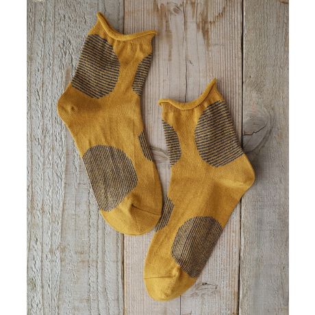 [^:25a-2073-1]Ό(T{)̖Ȃ@ׂu[N[ׂ̍̕ό`hbgŕ\܂B"{[_[""XgCv"BIGhbg̃p^[_ȕό`hbgzVѐSς̃\bNXBɁuEΏ́vɂȂ悤ɕz܂BPOPȃJ[_[Ng[܂ŁB2FghbgIS~ȂS9FZ߂̏ŁAoXǂĒ܂B܂ł킢BT_Xj[J[ȂǂƂǂȃR[fBl[gɍ킹₷BJWAȑɁB悢tBbgŉKł邭ƂĂ̂ŃS̒ߕtCɂȂɂIXX!uԂRbgl{~[̑fފƂƂĂSnǂB􂢂Ă邩烊l̃VۗBƗĂȂCǂBfKɐSnǂ߂܂Bfނ́AĂ͗(z)~͉(ۉ)RۖhLʂňNKɂg܂BN[[Ȃǂ̗₦΍⃋[\bNXƂĂMtgɂ߂̓{B̔iȊO̓fƂȂ܂BJ[FBlack E Ink navy E Ginger E Oregano E Cafe au lait E Soho E Iron blue E Tampopo E LavenderfށF58% |GXe16% l9% ~[()9% iC7% |E^1%(gbv)F11.0cmTCYF23.0-25.0cmFMADE IN JAPANyPut on sockszYɂuPut on socksivbgI\bNXjv́Aő̌CYnEޗǌ̘V܍HŐYĂ܂B100Nȏ̗jւޗǂ̌CẤAiւ̂؂Ɏ󂯌pł܂BIfނpA̍HElЂƂJɎdグ邱ƂŐ܂C╞Ǵ݂A㎿ŐSn悭A܂łƊY悤ȉĂ܂B