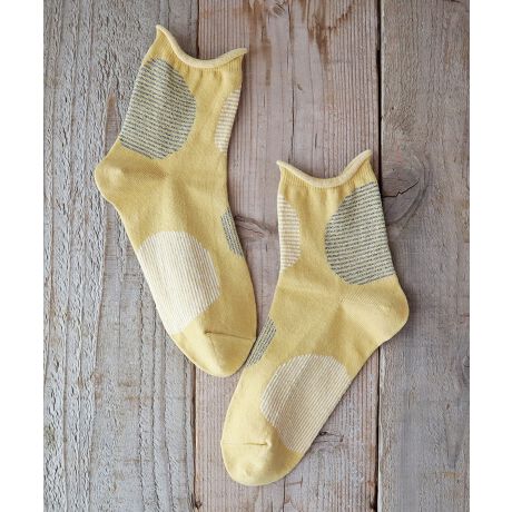 [^:25a-2073-1]Ό(T{)̖Ȃ@ׂu[N[ׂ̍̕ό`hbgŕ\܂B"{[_[""XgCv"BIGhbg̃p^[_ȕό`hbgzVѐSς̃\bNXBɁuEΏ́vɂȂ悤ɕz܂BPOPȃJ[_[Ng[܂ŁB2FghbgIS~ȂS9FZ߂̏ŁAoXǂĒ܂B܂ł킢BT_Xj[J[ȂǂƂǂȃR[fBl[gɍ킹₷BJWAȑɁB悢tBbgŉKł邭ƂĂ̂ŃS̒ߕtCɂȂɂIXX!uԂRbgl{~[̑fފƂƂĂSnǂB􂢂Ă邩烊l̃VۗBƗĂȂCǂBfKɐSnǂ߂܂Bfނ́AĂ͗(z)~͉(ۉ)RۖhLʂňNKɂg܂BN[[Ȃǂ̗₦΍⃋[\bNXƂĂMtgɂ߂̓{B̔iȊO̓fƂȂ܂BJ[FBlack E Ink navy E Ginger E Oregano E Cafe au lait E Soho E Iron blue E Tampopo E LavenderfށF58% |GXe16% l9% ~[()9% iC7% |E^1%(gbv)F11.0cmTCYF23.0-25.0cmFMADE IN JAPANyPut on sockszYɂuPut on socksivbgI\bNXjv́Aő̌CYnEޗǌ̘V܍HŐYĂ܂B100Nȏ̗jւޗǂ̌CẤAiւ̂؂Ɏ󂯌pł܂BIfނpA̍HElЂƂJɎdグ邱ƂŐ܂C╞Ǵ݂A㎿ŐSn悭A܂łƊY悤ȉĂ܂B