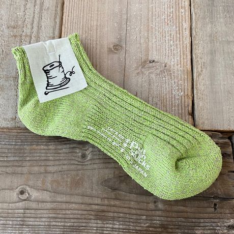 [^:23A-2016-1]r^~J[̃tbVȉʕ؂ɌNIȃS}I[cȂǂӂ񂾂ɎgSmoothie(X[W[)C[W܂ŜC`[WIIT_Xj[J[ȂǂƂǂȃR[fBl[gɍ킹₷J[WJBMIXꂽFȂ̂Ŕ݂₷J[IJWAX^CɂƂĂf܂Ĩu҂ݕɂ́AƈSăT|[g͂UP͂Ȃ悤Dz[h͂łBߕt̏ȂȂ̂ŐՂtɂBlƓ̃VƁAVN̏iȌ򊴁BVNa43%ÍARbgɔׂĖ1.5{̋zƌAx󋵉ł͐zA󋵉ł͐o܂BĂɊĂzőu₩ɁA~͕ۉƒfMŉ̂ŃCi[\bNXƂĂ la 51%ÍAĂ͗(z)~͉(ۉ)RۖhLʂňNKɂg܂B₦΍ƂĂ߁1NSnƂĂǂō̓VRfނŎdグ܂BI[V[YKɐSnǂ߂܂BMtgɂ߂̓{BJ[FGoma E Oatmeal E Bran powder E Carrot E Lime E Lemon E KalefށFl51% VN43% |GXe5% |E^1%(gbv)F7.0cmTCYF23.0-25.0cmFMADE IN JAPANyPut on sockszYɂuPut on socksivbgI\bNXjv́Aő̌CYnEޗǌ̘V܍HŐYĂ܂B100Nȏ̗jւޗǂ̌CẤAiւ̂؂Ɏ󂯌pł܂BIfނpA̍HElЂƂJɎdグ邱ƂŐ܂C╞Ǵ݂A㎿ŐSn悭A܂łƊY悤ȉĂ܂B