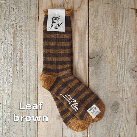 [^:23B-2506-1]ɋNъttĂƂĂgE[ɃRbgXu킹ƂŁA菑̂悤ȗDۂ̃{[_[ɂȂ܂BXj[J[ȂǂƂǂȃR[fBl[gɍ킹₷J[WJG߂炱{[_[\bNXłBE[ƖȃXuŏ_炩\BMtgɂ߂̓{BɁAƉBb\(ܐ̖D)zFɂ܂B邭ƂĂ̂ŃS̒ߕtCɂȂɂIXXÂɖaэHؖю()̃E[gp܂BE[Ƃ͗r̎ނł͂Ȃer̗rт̂Ƃw܂BE[͓~͒gĂ͗B킪łɂBzƕɗDĂ܂B@ۂƂĂׂAȂBƂĂŷ1łBE[p̐܂gpAŒPi􂢂߂܂BJ[F Sailor E Asphalt E Bery mix E Leaf brown E Cloudy E Cotton beigefށF46% E[40% iC7% |GXe6% |E^1%(gbv)F20cmTCYF23.0-25.0cmFMADE IN JAPANyPut on sockszYɂuPut on socksivbgI\bNXjv́Aő̌CYnEޗǌ̘V܍HŐYĂ܂B100Nȏ̗jւޗǂ̌CẤAiւ̂؂Ɏ󂯌pł܂BIfނpA̍HElЂƂJɎdグ邱ƂŐ܂C╞Ǵ݂A㎿ŐSn悭A܂łƊY悤ȉĂ܂BE[͏bт̓VR@ۂŖƉu@\킹ĂA@ۂVR̃L[eBN̖ŕĂ̂ŉꂪɂAɏĽƂȂ׋ۂ}邱Ƃł̂ŁAhLɗDĂ܂B