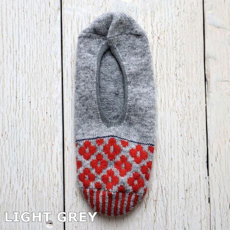 [^:11-25267]XgCvƂԕ̃Rrl[VkeCXgȃJo[\bNXłB̓Sŕ҂ݗāADtBbgƒEɂ𗼗܂BJV~Ȃł͂̂ӂƂ|CgB^CcȂǂƏd˂ė₦΍⃋[Jo[ƂĂ~̑蕨ɂ߂1łBJ[FBEIGE E LIGHT GREY E CHARCOALfށFE[44% 20% iC16% |GXe9% [7% JV~3% |E^1%TCYF22.0-24.0cmFMADE IN JAPANyFrench BullzIɕς킯ł͂ȂǁAX̕炵ɂƊYqt`ur̃ACeBX^CI΂Ȃx[VbNCA̋C\V[YƂ̐VAgt`u炵h؂ɂAElƈꏏɊy݂Ȃ̂ÂɌĂ܂B