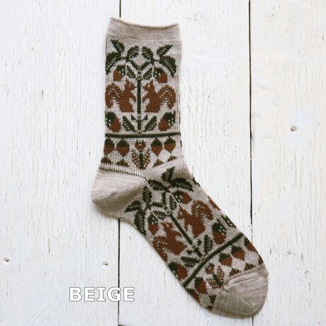 [^:11-25259]ǂ񂮂̖؂ƃX̃̕\bNXłB_炩㎿ȃmE[x[Xɒǂ݂ɕ҂ݗĂ܂BWK[h҂݂̓ʉŕ\|CgBzF킹₷1łB(hkE[gp)J[FBEIGE E NAVY E CHARCOALfށF42% E[38% |GXe16% |E^4%(gbv)F19.0cmTCYF23.0-25.0cmFMADE IN JAPANyFrench BullzIɕς킯ł͂ȂǁAX̕炵ɂƊYqt`ur̃ACeBX^CI΂Ȃx[VbNCA̋C\V[YƂ̐VAgt`u炵h؂ɂAElƈꏏɊy݂Ȃ̂ÂɌĂ܂B