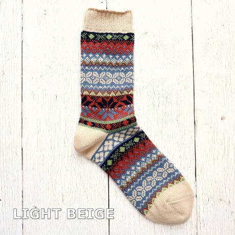 [^:11-25255]̌◎tC[Wx[VbNȃmfBbÑ\bNXłB_炩ȖȎŌɕ҂ݗĂ܂BH߂ڂzFŁAR[fBl[g̃|CgɂȂ1łBJ[FLIGHT BEIGE E NAVY E GREYfށF88% |GXe9% iC7% |E^1%(gbv)F23.0cmTCYF23.0-25.0cmFMADE IN JAPANyFrench BullzIɕς킯ł͂ȂǁAX̕炵ɂƊYqt`ur̃ACeBX^CI΂Ȃx[VbNCA̋C\V[YƂ̐VAgt`u炵h؂ɂAElƈꏏɊy݂Ȃ̂ÂɌĂ܂B