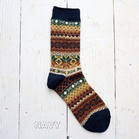 [^:11-25255]̌◎tC[Wx[VbNȃmfBbÑ\bNXłB_炩ȖȎŌɕ҂ݗĂ܂BH߂ڂzFŁAR[fBl[g̃|CgɂȂ1łBJ[FLIGHT BEIGE E NAVY E GREYfށF88% |GXe9% iC7% |E^1%(gbv)F23.0cmTCYF23.0-25.0cmFMADE IN JAPANyFrench BullzIɕς킯ł͂ȂǁAX̕炵ɂƊYqt`ur̃ACeBX^CI΂Ȃx[VbNCA̋C\V[YƂ̐VAgt`u炵h؂ɂAElƈꏏɊy݂Ȃ̂ÂɌĂ܂B