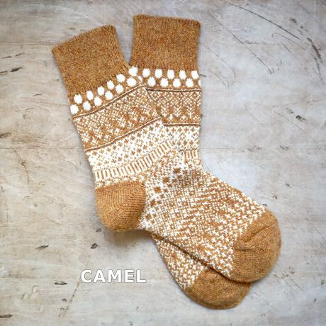 [^:H-084]@ׂȃWK[hCBx[X͕ۉɗDꂽE[Aɂ̓RbggpBWK[hL̓̉wɈȂ悤ڈڒJɕ쐬Snɂ܂BCEl̋Zp̋l܂ԂĂ\bNXłBG߂ɗȂ1łB̃|CgɁBMtgɂ߂̓{BJ[FCAMEL E RED E CHARCOAL E GREIGE E NAVYfށFE[54% 28% iC10% |GXe7% |E^1%(gbv)F20cmTCYFFREE(22.0-24.0cm)FMADE IN JAPANyHomiezuYɂLȌCv HomieƂ͉pő_ƂӖBe݂߂Ďgth[ȕ\łBɌȂǂ_ɂȂė~BȎvŖt܂B11AEl̎ŒJɕ҂܂ꂽCBCY̒j̒Ŕ|ꂽmEnEƋZp̌AHomiěC͐܂Ă܂B