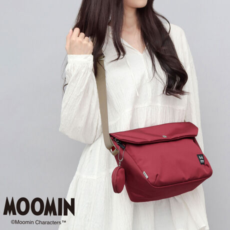 [^:TTO-101]lCknLN^[gMOOMINh̉^V_[obOEe܂ĂAwMOOMINi[~jx̑`^V_[obOB傫߂A߂ȂAigɒxǂTCYBzX}zȂǕiMdiɉA|[`ybg{g[\Bgjjh̃u[`◠nvgAIWi̐Dl[ȂǁAɁwMOOMINx炵炵lߍ񂾃ACełBCzP[XȂǂ̏̂ɂ͂AANZT[|[`⏬KƂĂgA֗Ȃ܂܂|[`tBfC[Ɏg₷ǂTCYA􂵂Ă邱ƊԈႢȂPoint 01VvȂ琏ɁwMOOMINi[~jx炵A炵lߍ܂ꂽA`^VGbg̃V_[obOBghɍEȂX}[gȃVGbgŁAJWAɂtH[}ɂtBbgBPoint 02[Xy[X́AzX}[gtHAȂǕiMdi͂ACN|[`500mlybg{gyɎ܂TCYBL}`ŁAו[\Point 03ɂ́Adɕ֗ȃt@Xi[tbV|PbgƃI[v|Pbg~2BbV|Pbgɂ́AȂǂ̎t\ȃL[tbNtBPoint 04[Xy[XԌ́AXibv{^dl̃tbvƃt@Xi[2ddlB gjjh̃u[`炵ANZgɁBPoint 05tbvɂ́A}`ƂI[v|PbgzuBnJ`EeBbVȂǁATbƎoACe̎[ɕ֗BPoint 06wʕɂ́At@Xi[|PbgzuBZLeB|PbgƂāAzpXP[XȂǂ̋Mdi̎[ɂIXXPoint 07V_[xg͒̒߂\BƑl̃VFA\BPoint 08fނɂ́AŃ^tɎgA|GXegpBȂýBPoint 09nɂ́AobOĴyȂjjvggpBו̏o̍ہA`bƌAVѐŜvgfUCBPoint 10obOOet@Xi[́gjjhɂ́AS̖{vWbp[^utB₷AJɕ֗Point 11lCLN^[gXitLhAgg~ChAg[~h̃VGbg炵AIWiDl[{AVvfUCBTChɔzuꂽsX^OACȂANZgɁBPoint 12}`ɎgA܂܂|[`tBJ[ɂĈقȂLN^[́AVGbghJ́BKAږACzP[XAAANZT[ȂǁAׂACe̎[ɊTCYgp[~D͂AkDȕ[̉̉^V_[obOłBRpNgłA500ml̃ybg{g钚xǂTCYłBig͂Ax̂o|◷s̃TuobOȂǕLg܂B𐮓ڂł|Pbg[Ă̂ŁA[͂łBUobO⃏}CR[fɂIVvȃfUCȂ̂ŁAYEfB[X킸jZbNXŎg܂B̓̃v[gMtgɂIXXłBXybNFXibv{^/O|PbgFt@Xi[|Pbg~1/|Pbgi[Xy[XjFt@Xi[tbV|Pbg~1, I[v|Pbg~2/|PbgitbvjFI[v|Pbg~1/tiF`[|[`/@{́㉡F34.0cm/ꉡF26.0cm/F22.0cm/}`F13.0cm/V_[xgF~133.0cmiŒj/|[`aF7.5cm/}`F1.5cm/fށ{́F|GXe/F{v/d/ eʁ330O/ 4.5bg/Y