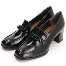 チェーンモチーフローファーパンプス