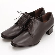 レースアップシューズ