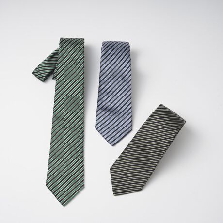 [^:148012216]G|I A}[j̃lN^ĆAEIOWA[uhȂł͂́AꂽfUC͓IłBMtgƂĂ|IȐlCւ܂BVbNŗJ[AC|[guhȂł͂́AN₩ȃJ[܂ŁAoG[VLxłB؂ȕɑʂȃMtgƂĂœKłBX[cX^CɍiȃlN^ĆAdłbɂȂiւ̃v[gƂĂ߂łBԂ̃XgCvBVbNȃJ[O͋CoĂ܂BrWlXV[Ŋ􂵂ĂVvAꂽfUC؂ȕւ̃Mtgɂ߂łBi̕tiƂăpbP[WtĂ͂܂BpbP[W̃fUC͗\ȂύXɂȂ\܂B\߂BpbP[WɊ|Ă郊{͎QliłB