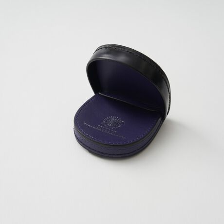 [^:786010124]ɏhK^AiiZn^KACé̖@[fIKА̊󏭂ȃR[hopANVbNȔn^KBӂJƎ󂯎Mɑ傫JAd݂₷ڂɂ݌vłB̂ЂɂƎ܂RpNgƁADERo܂ŒJɎdĂ㎿̏oBK^ĂԂƂ郂`[t̓MtgV[ł݊AjZbNXɂ܂BidlTCYF7.2cm ~ 7.5cmfށFnviR[hojYFSKUF786010124iF\30,800iōjU[fނ̖́@R[ho͔n\ɂ݂̂킸ɑ݂giJljhwo󏭑fށBcɐ񂵂@ۍ\KX̂悤ȓƉŝ鉐𐶂݁Agނقǂɐ[݂𑝂܂BVvɂ`Iȃsbg₵ƐA^jdグ̌A[fIKOOɉHEFBBRELIOȂł͂̒[ȕ\ɎdグĂ܂BBRELIO ATLANTIC LABEL㎿m邷ׂĂ̐lց@uCI̒łnCGhɈʒuÂqATLANTIC LABELŕAgܕhƂnƂ̐_ɏ؂ʂȃCBfށE݌vEDɎ܂őË̂Ȃ̂Â肪тĂ܂Bʂ␢킸Aɏ㎿߂邷ׂĂ̐lցBzƂȂ܂ƊmȕiA炵ɐÂȌւY܂B