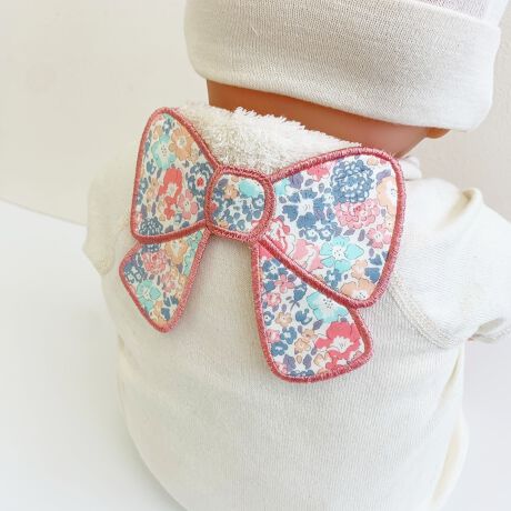 Ỹ^IfނgpԂ̂߂̊pbhłBlC̃oeBvg킢炵Ă܂BMtg̃vXƂĂ߂łB