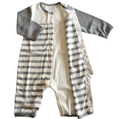 I[KjbNRbggJo[I[łBɓ̎hイzuĂ܂B