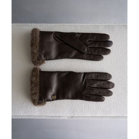 [^ԁF3508081]fUC@ƂtHƁA񕔕̏_炩t@[fނ炵Ă܁BĩU[͏iȌڂƓɒSn̗ǂĂ܂Bƌ`[̓WkõCjVłJL}[NA肰ȂANZgƂȂĂ܂Bt@ubNi̍TEWArAY̌C^A₵FU[gpB@ׂŏ_炩ȗrv͎gقǂɉoĎɓŗ܂B܂CjO()ɂ̓SỸJV~C^Aŕҗ܂BJV~͔ɍׂYтȂߏ_炩قAyAgU[܂̗nƂĂ͔ɑ̗ǂgƂȂĂ܂B