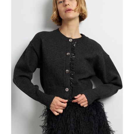 [^ԁF3506825]^t^̃MU[tڂ䂭RrJ[fBKfUCÂȂ肪ȃtACeAfނ̑Δƍ\zIȃfUCŃ[hȈۂɏ؂J[fBKłBOĂɉĂꂽ^t^fނ̃MU[t́Â^t^Ƀo[̃MU[񂹂邱ƂŁAӂƂjAXƗ̊oB}bgȃjbgƂ̃eNX`[RgXgۗĂ܂BɁAOĂ̗ɂ̓OOe[vgpAoIu[炵וɂ܂łfUCɁBtfBe[y݂AƂ_ȒȂꒅłBt@ubNjbgɂ́AۉƋzɗDꂽE[x[XɁAyƓKxȃniCuhgpĂ܂Bg݂ȂhCȔGŁAĝ̃CEɂ̂BKȒSnƂꂢȃVGbg𗼗Ă܂BRrfނ̃^t^͌ƒ悢dAt𗧑̓IɕۂfUC߂Ă܂B-----------------------------nFȂ򊴁FȂ(fBeB[ɂ͌򂪂܂)LkF萶ňFʁ`ndFy߃|PbgFȂFhC------------------------------R[fBl[gt̉؂₩A{gXŃoXR[fBl[g߂łBjbgƃ^t^ّ̈fރ~bNXf悤AVvȃXg[gpcAv[cXJ[gȂǂƍ킹āBJ[fBKɂȂAnF̃Ci[Ńg[ɂ܂Ƃ߁AtĂB܂A{^ׂĕ߂ăvI[o[ƂĒpAXJ[g~Ou[c킹΁At`VbNȃ[hX^C܂Bi摜̓Tv̂߁AfUCAf()AFTCYȂǂ̎dlɕύXꍇ܂̂ŗ\߂܂BmodelItzCgFH174 B82 W60 H88@pTCYF38ubNFH177 B80 W58 H89@pTCYF38