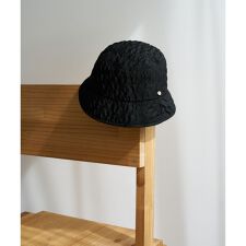 ランバン オン ブルー(LANVIN en Bleu)のウェーブハートジャガードバケットハット