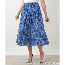 フラワー柄フレアスカート