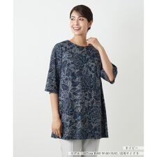 刺繍クルーネックブラウス