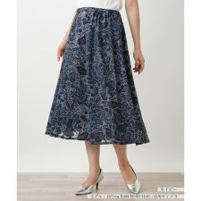 フラワー刺繍スカート