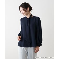 ボウタイブラウス
