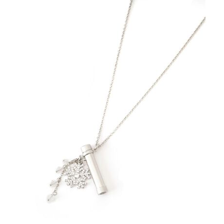 [^ԁF0406074]̌Ƒoዾ̂悤ȃ`[tꂽ؋y_gBт₩ȃ`[tłԂŕiAVo[Fł܂Ƃ܂A~̃R[fBl[g̃ANZgɂȂ܂B؋`ƋC₩ɂȂł傤B